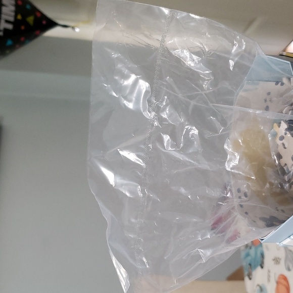 Hallmark new puzzle,  1000 pieces We Believe in.... - Picture 4 of 10